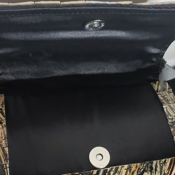 Authentic Mod by Design Shell Cross-body Bag - Picture 4 of 12